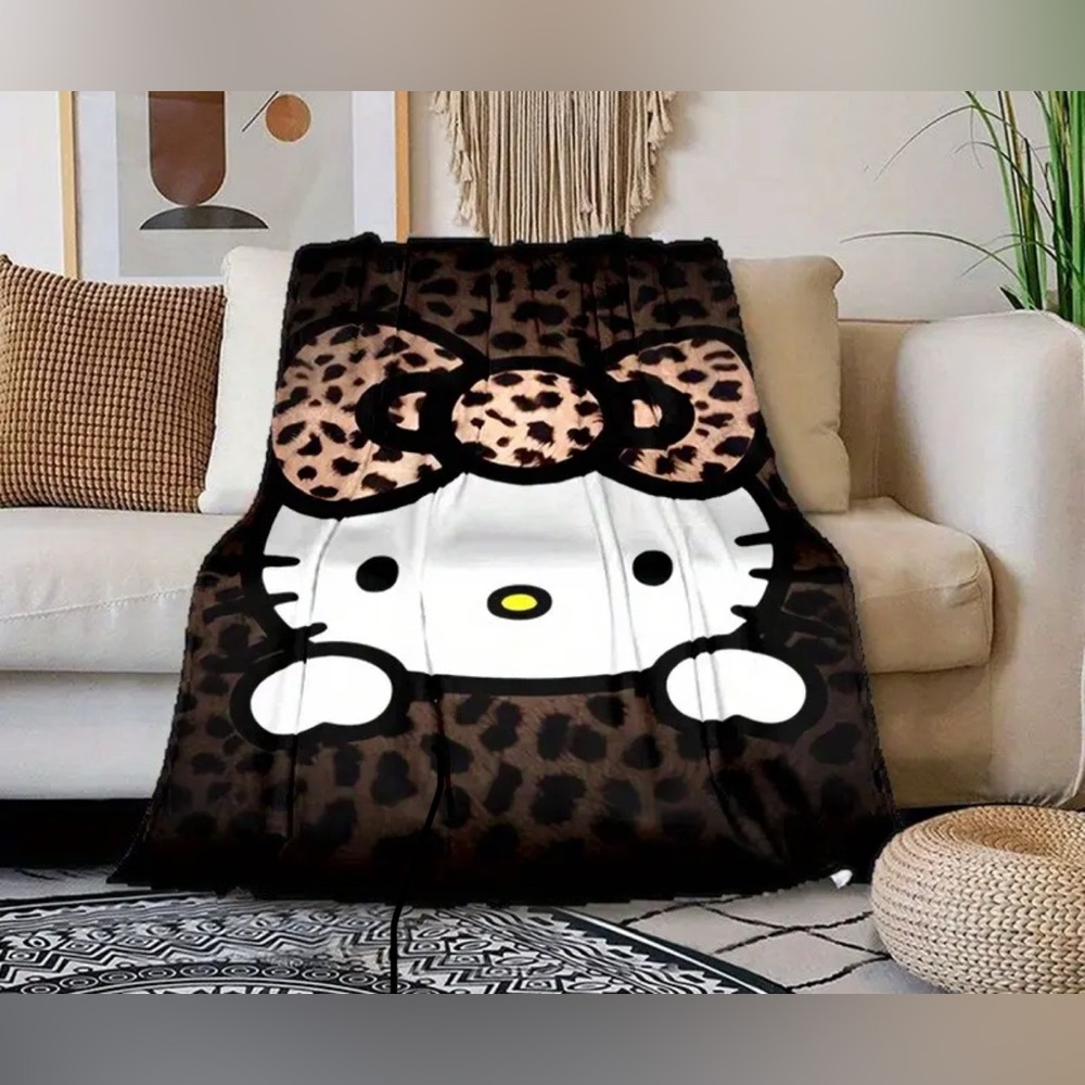 “Hello Kitty Cheetah Bow” Throw Blanket- New - Picture 2 of 4